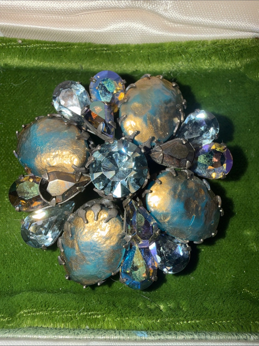 Iridescent Floral Crystal Brooch - Gray and Aurora Sheen